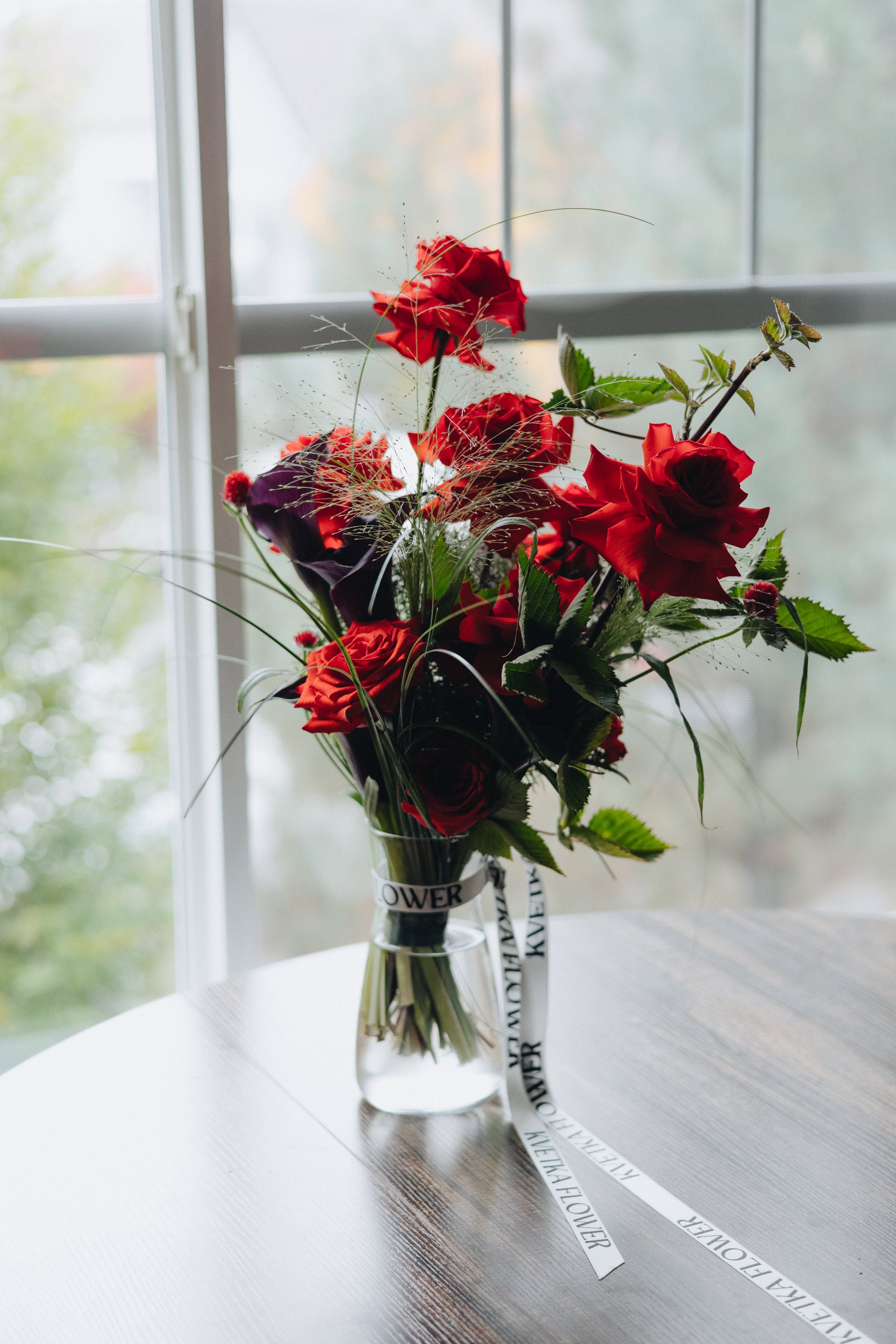 Fly Me to the Moon - Kvetka Flower