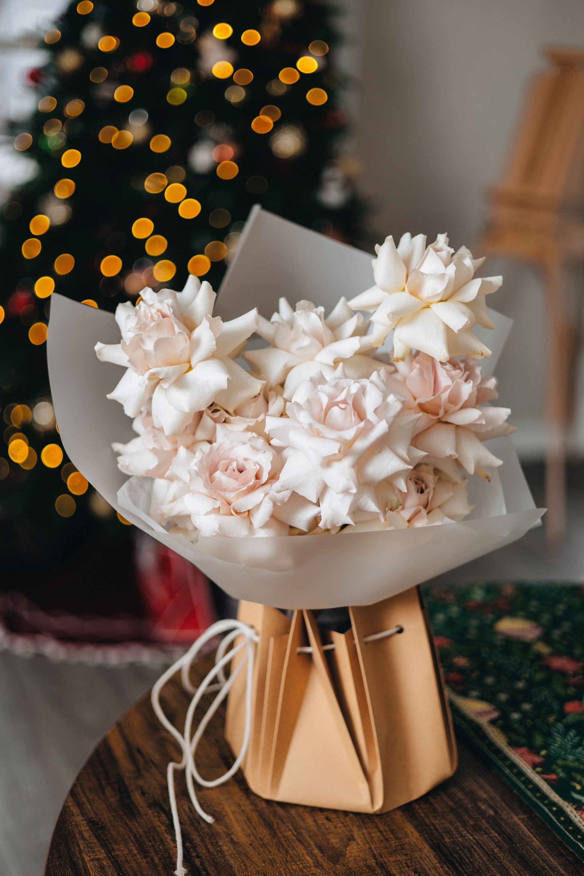 French Roses - Kvetka Flower
