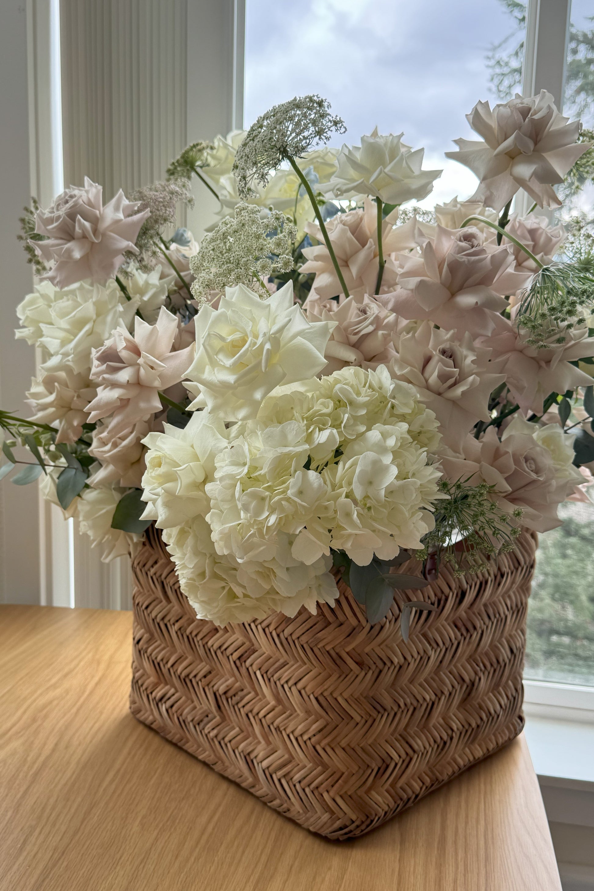 Lush Garden - Kvetka Flower